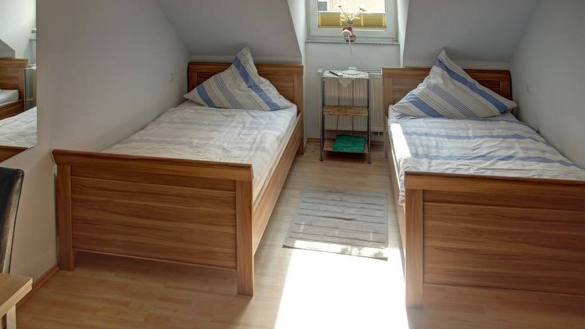 Hillesheim Bed & Breakfast | Double Room Shower/WC (NR) - Gästehaus Kloep