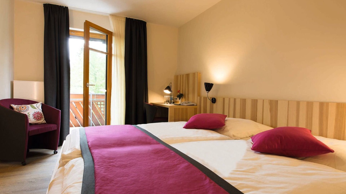 Eggolsheim House | Double room small (with balcony) - Brewery-Gasthof Pfister
