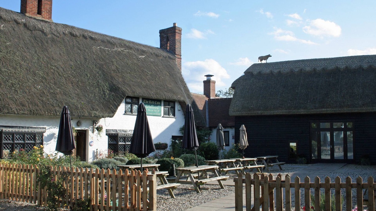 Chrishall House | Double Room @The Red Cow 15 Mins to Cambridge