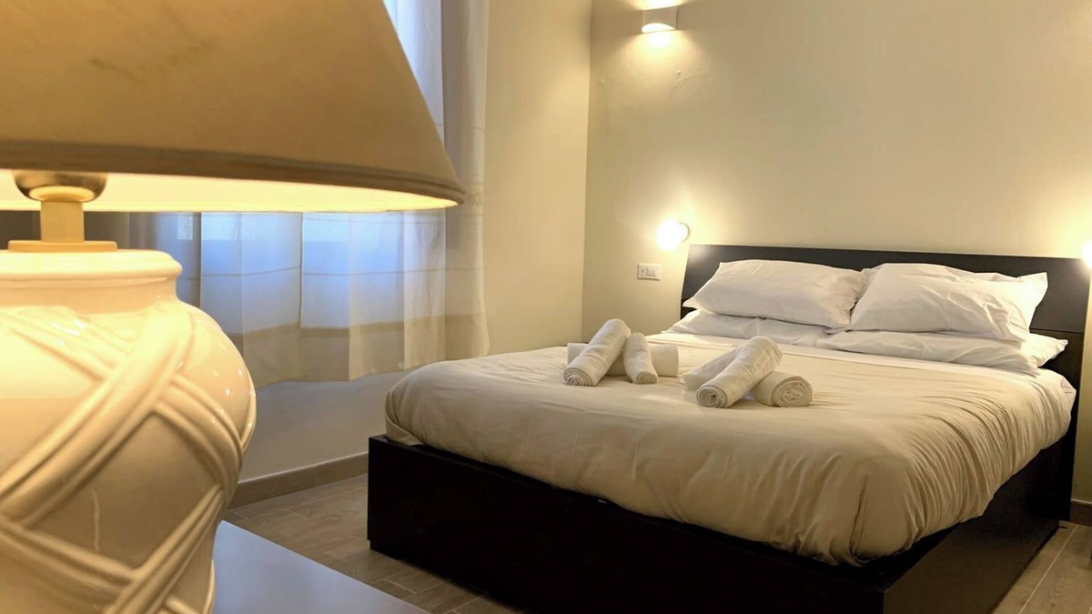Terralba Apartment | Double room with private bathroom in Terralba (Oristano) - Helichrysum