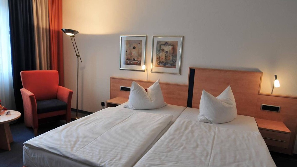 Schluechtern Apartment | Double room with shower and WC
