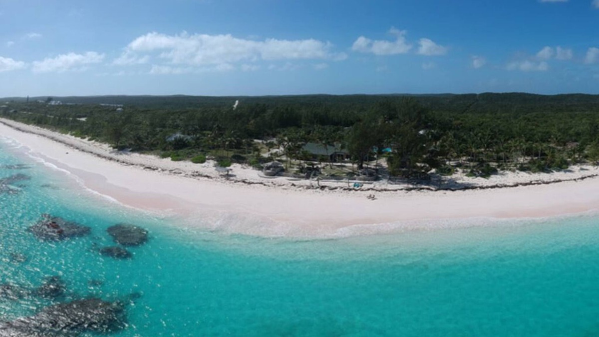 Port Howe Hotel | Double Room without AC, Greenwood Beach Resort