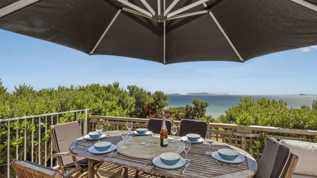 Opito Bay House | Double the Beach - Opito Bay Holiday Home