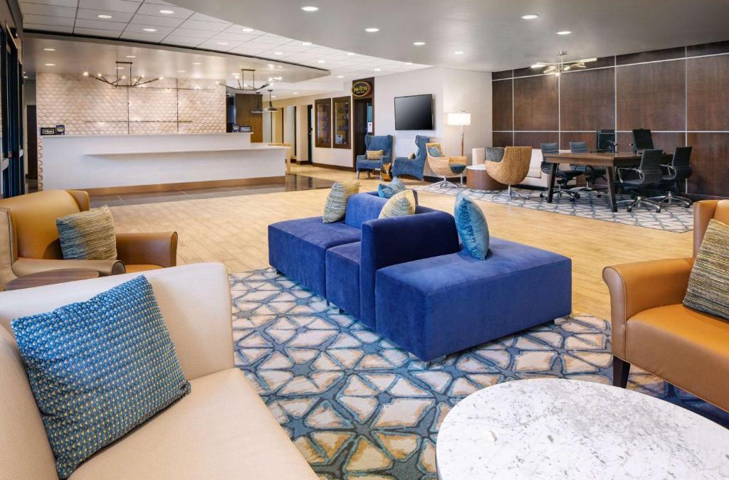 Thurston Hotel | DoubleTree by Hilton Ann Arbor, MI