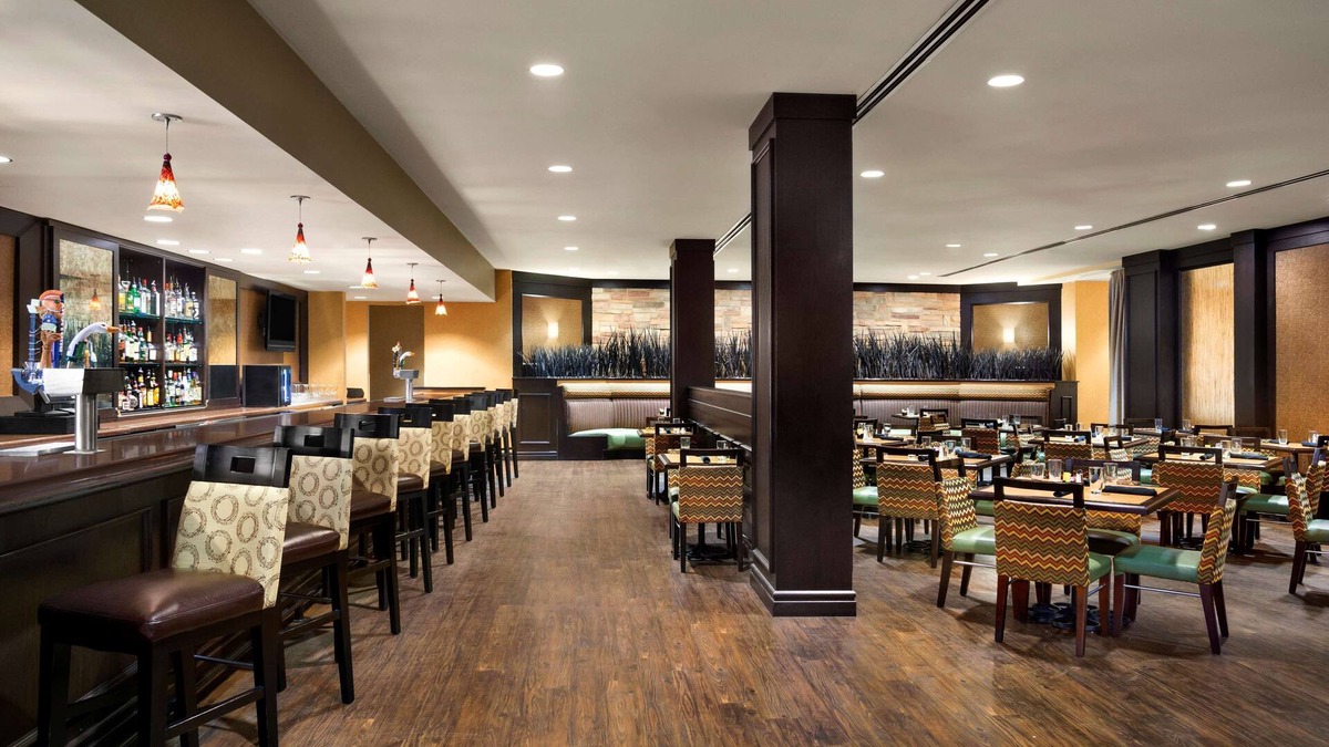 Las Colinas Hotel | DoubleTree by Hilton Dallas - DFW Airport North