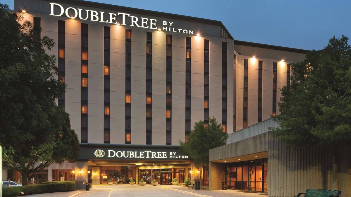 Dallas Hotel | DoubleTree by Hilton Dallas Near the Galleria