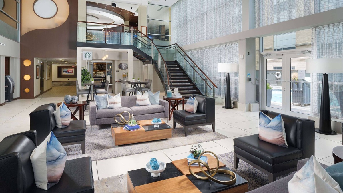 Downtown Chattanooga Hotel | DoubleTree by Hilton Hotel Chattanooga Downtown