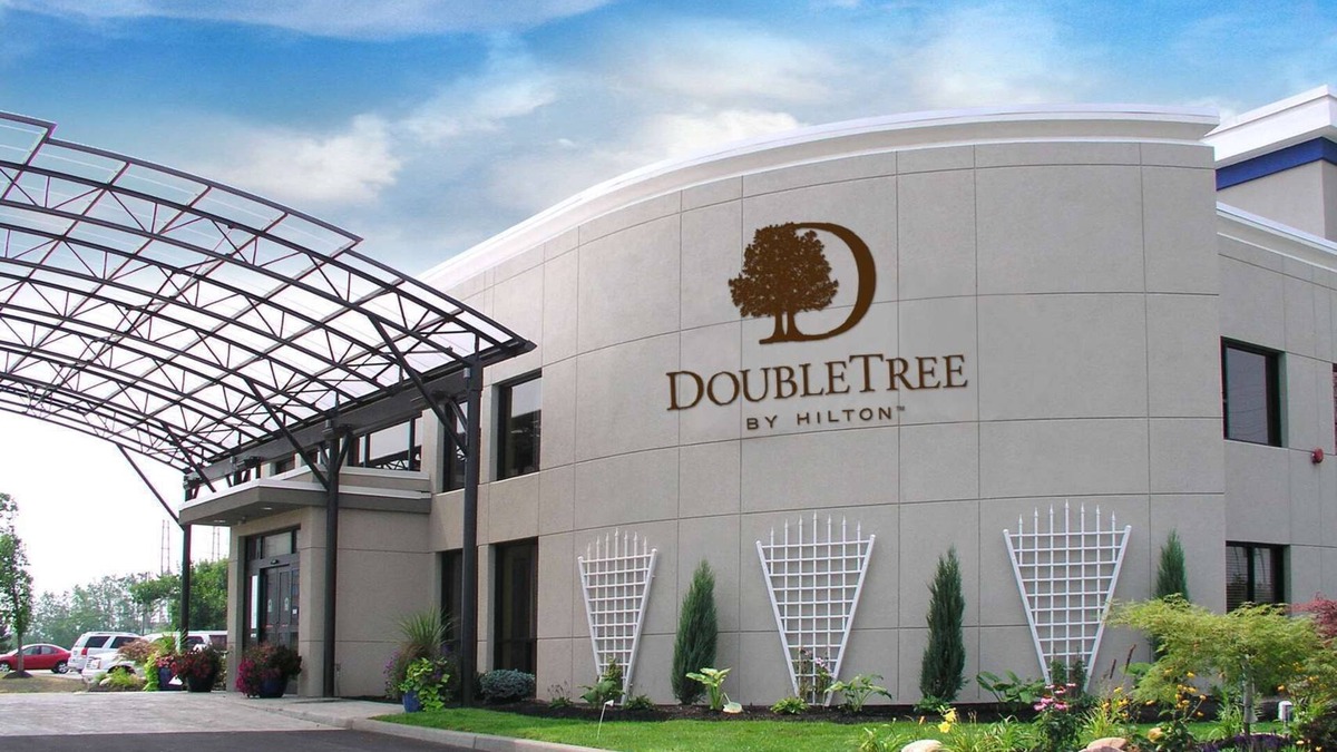 Amherst Hotel | DoubleTree by Hilton Hotel Buffalo - Amherst