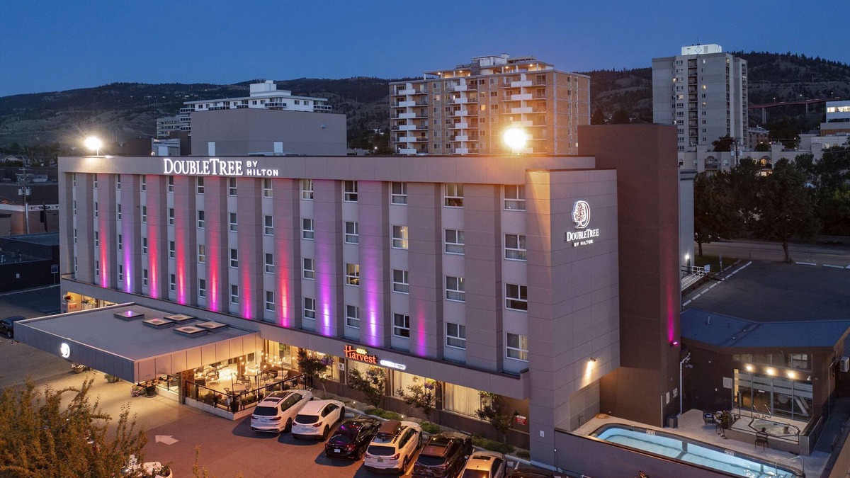 City Centre Hotel | Doubletree by Hilton Hotel Kamloops