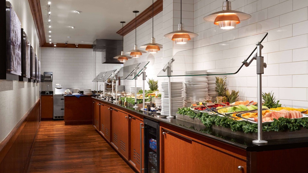 Dallas Hotel | DoubleTree by Hilton Hotel Dallas – Love Field