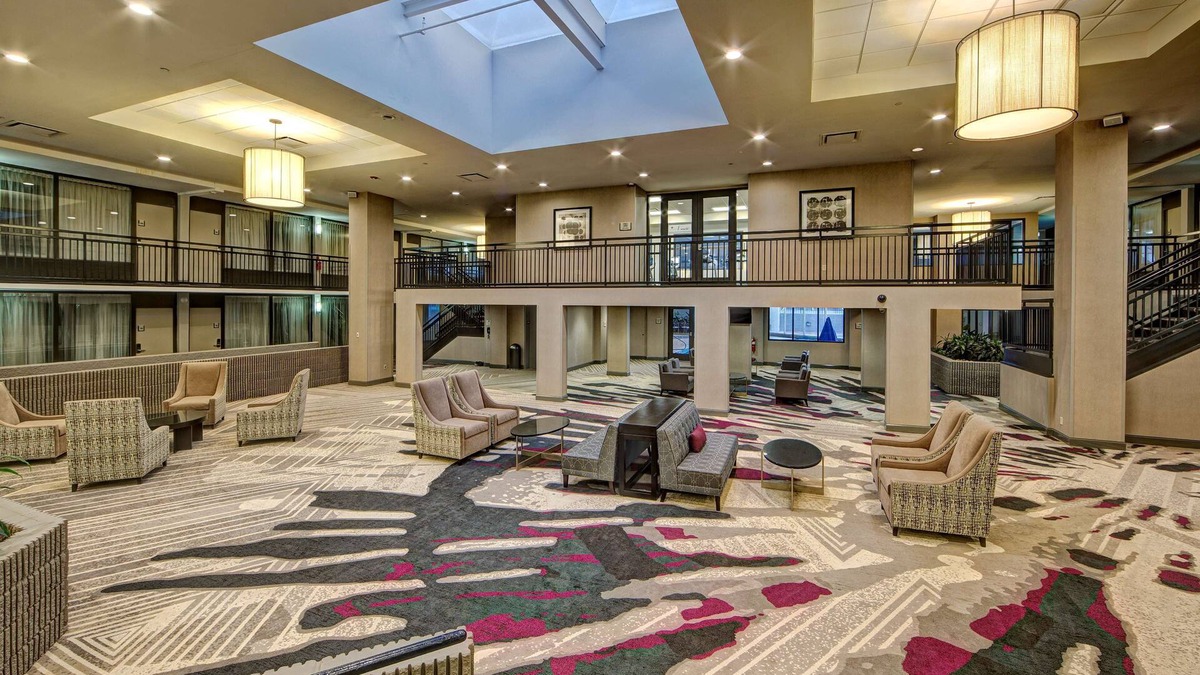 Decatur Hotel | DoubleTree by Hilton Hotel Decatur Riverfront