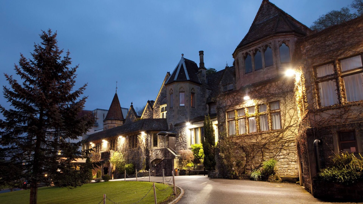 Claverham Hotel | DoubleTree by Hilton Hotel Bristol South - Cadbury House
