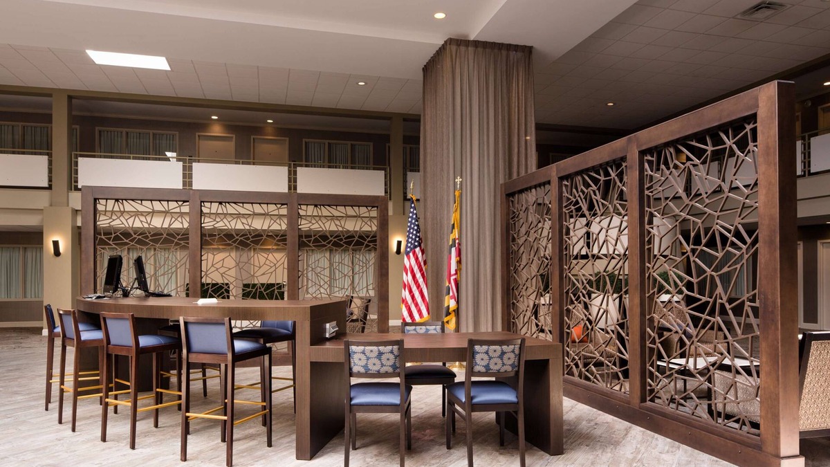 West Laurel Hotel | DoubleTree by Hilton Hotel Laurel