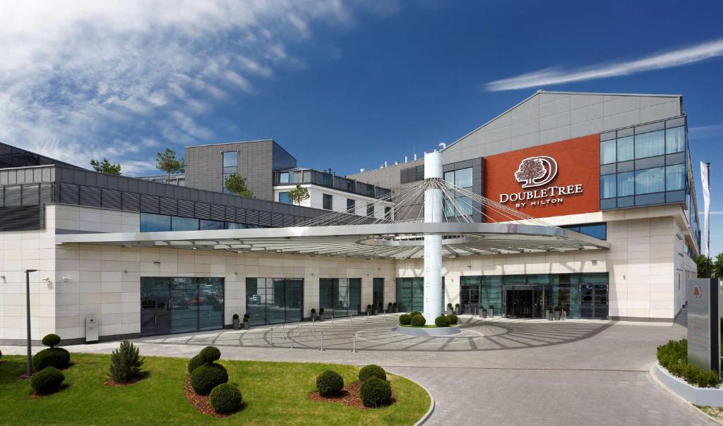Wawer Hotel | DoubleTree by Hilton Hotel & Conference Centre Warsaw