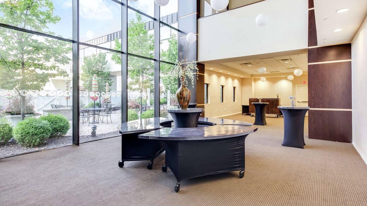 Binghamton Hotel | DoubleTree by Hilton Hotel Binghamton
