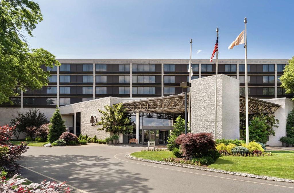 Somerset Hotel | DoubleTree by Hilton Hotel & Executive Meeting Center Somerset