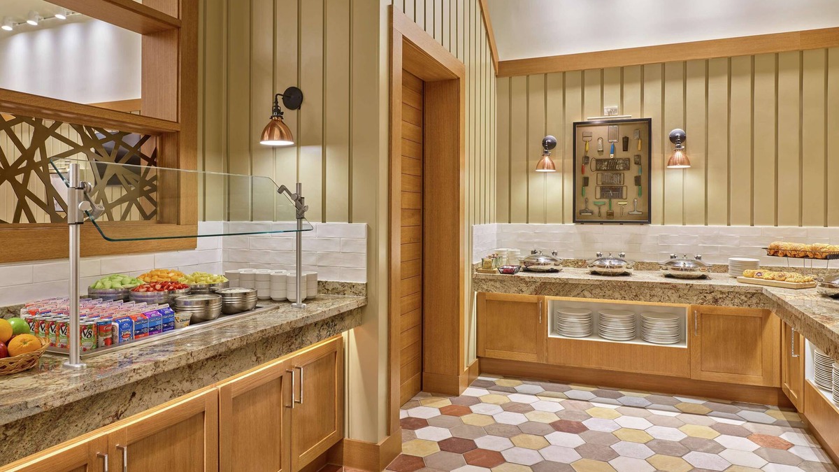 Houston Hotel | DoubleTree by Hilton Houston Intercontinental Airport