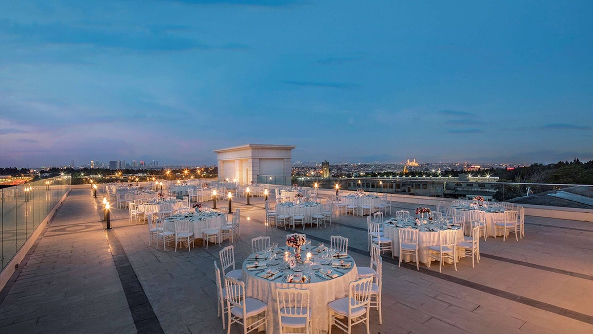 Zeytinburnu Hotel | DoubleTree by Hilton Istanbul Topkapi