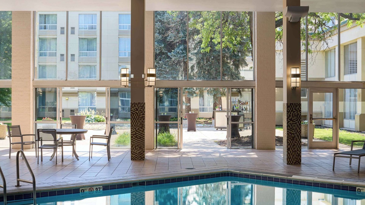 South Loop Hotel | DoubleTree by Hilton Minneapolis Airport, MN