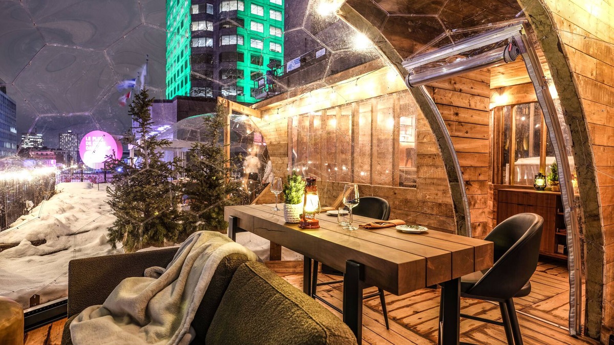 Quartier des Spectacles Hotel | DoubleTree by Hilton Montreal