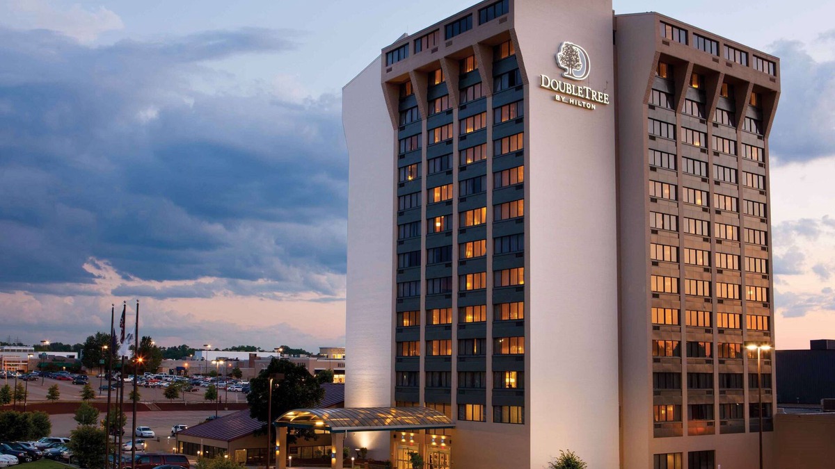 Monroeville Hotel | DoubleTree by Hilton Pittsburgh - Monroeville Convention Ctr
