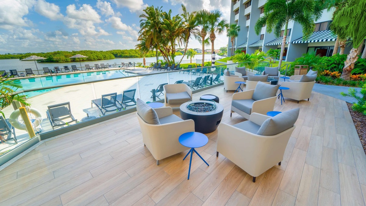 Rocky Point Hotel | DoubleTree by Hilton Tampa Rocky Point Waterfront