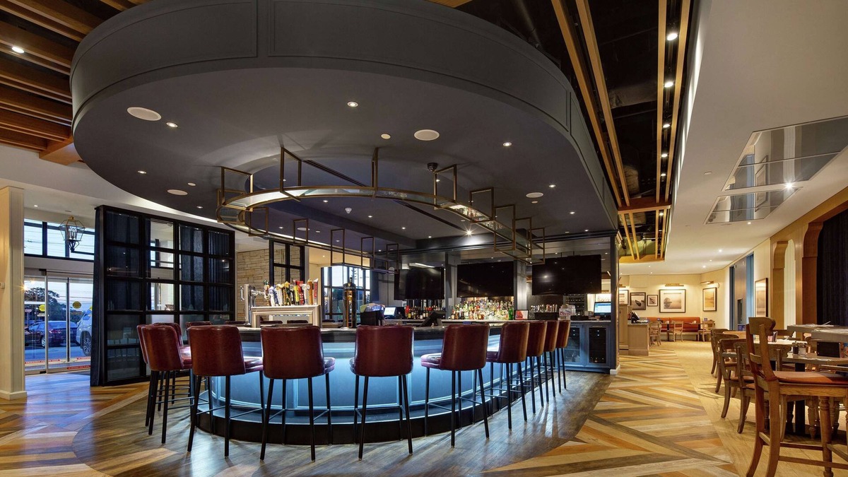 Northeast Mississauga Hotel | DoubleTree by Hilton Toronto Airport