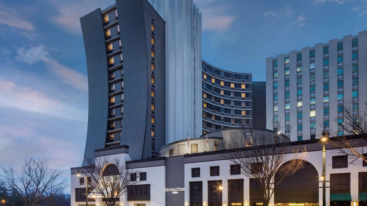 Downtown Hotel | Doubletree by Hilton Washington DC Silver Spring
