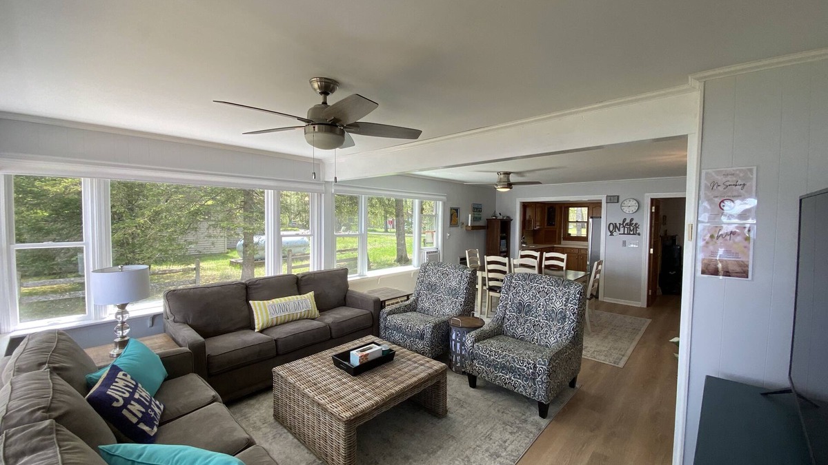 Levering House | Douglas Lake House: Fall Foliage and Lakeside Adventures All in One Place!