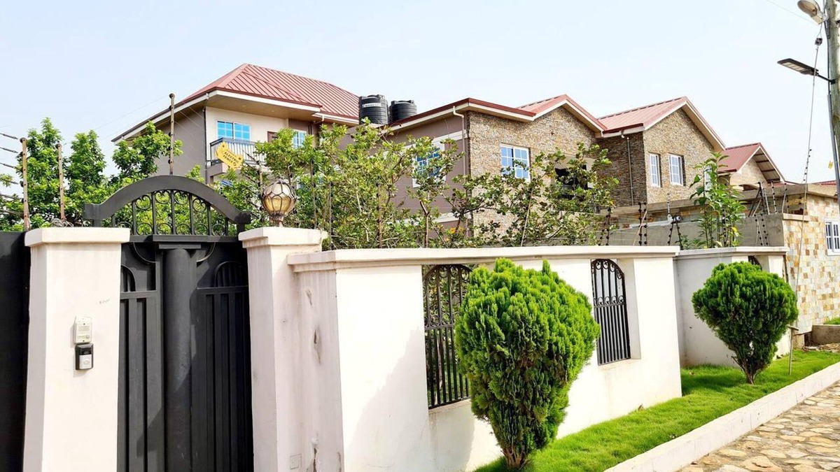 Adenta Apartment | Douglas Luxury Apartments-wow Luxury 1bed Apartmnt