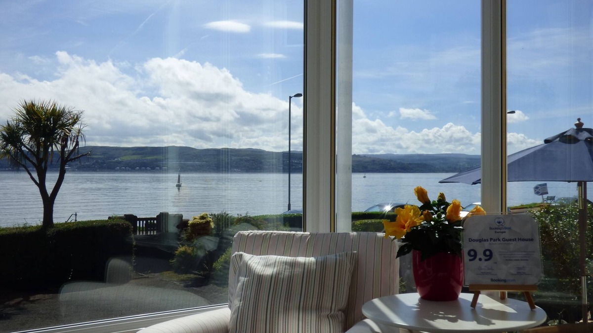 Kilmun House | Douglas Park Guest House