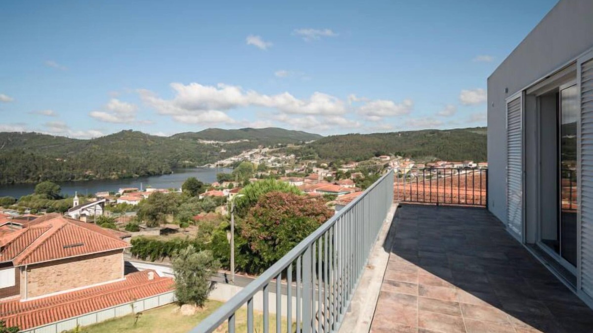 Melres House | Douro view by Interhome