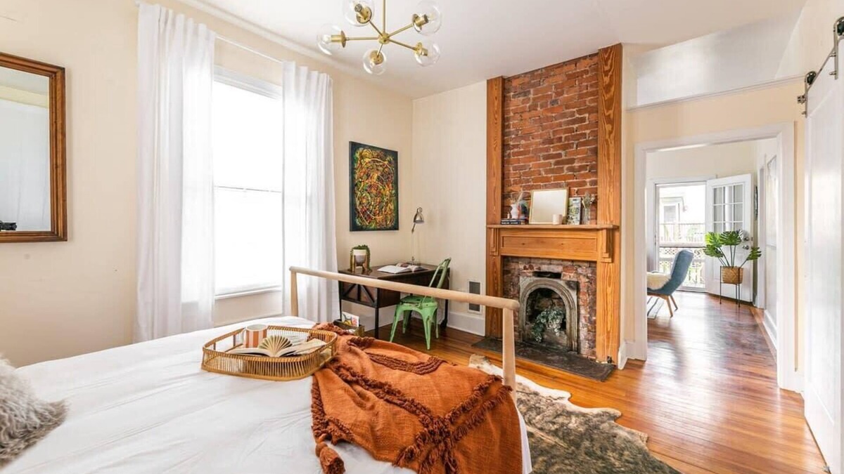 Cabbagetown Apartment | Down the Rabbit Hole by Minty Living