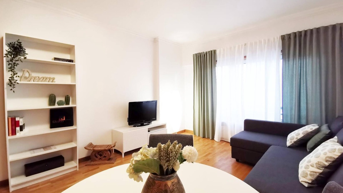 Campo Grande Apartment | Down town apartment near metro station expo29