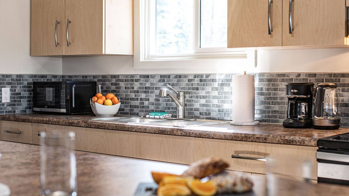 Revelstoke House | Downie Cottage by Revelstoke Vacations