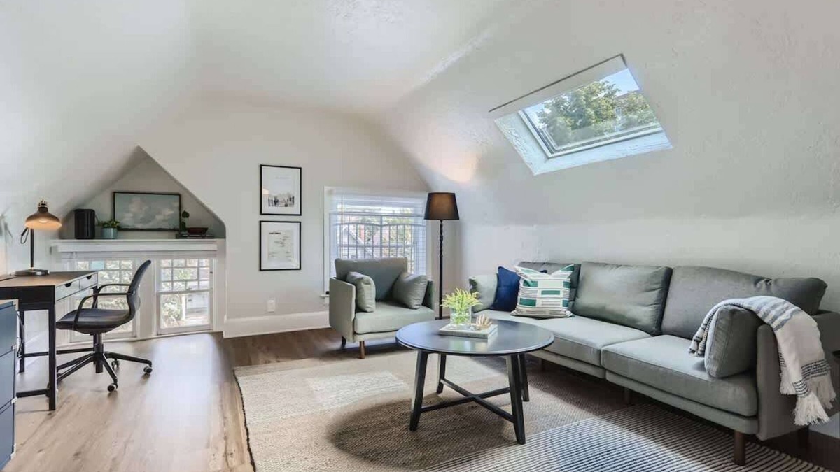 Cheesman Park Apartment | Downing by Modern Midstay/3Blks to Cheesman! #D5