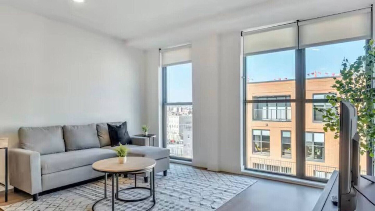 Pendleton Apartment | Downtown 2 Bedrooms – Steps from Dining & Offices