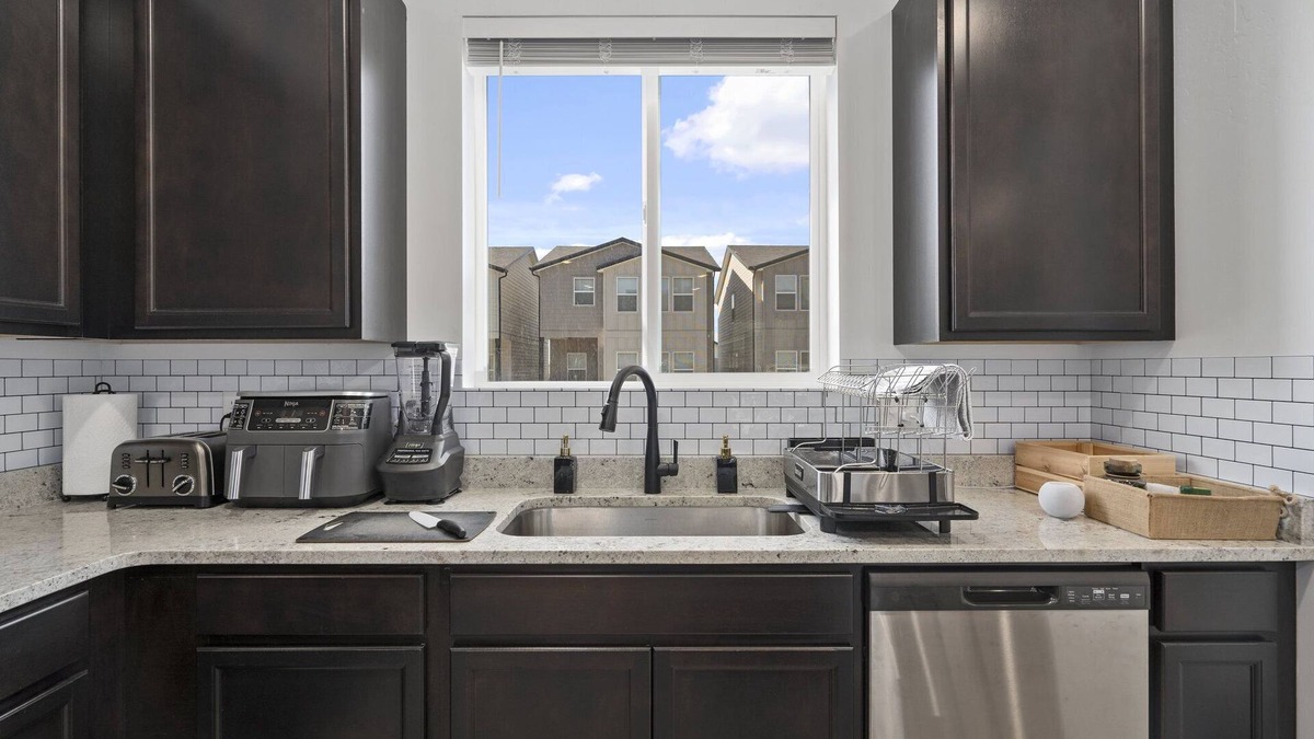 American Fork House | Downtown abode w/mountain views