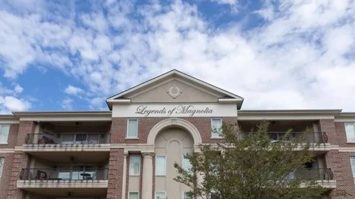 Auburn Apartment | Downtown Auburn 2BR/2.5BA Condo across from campus