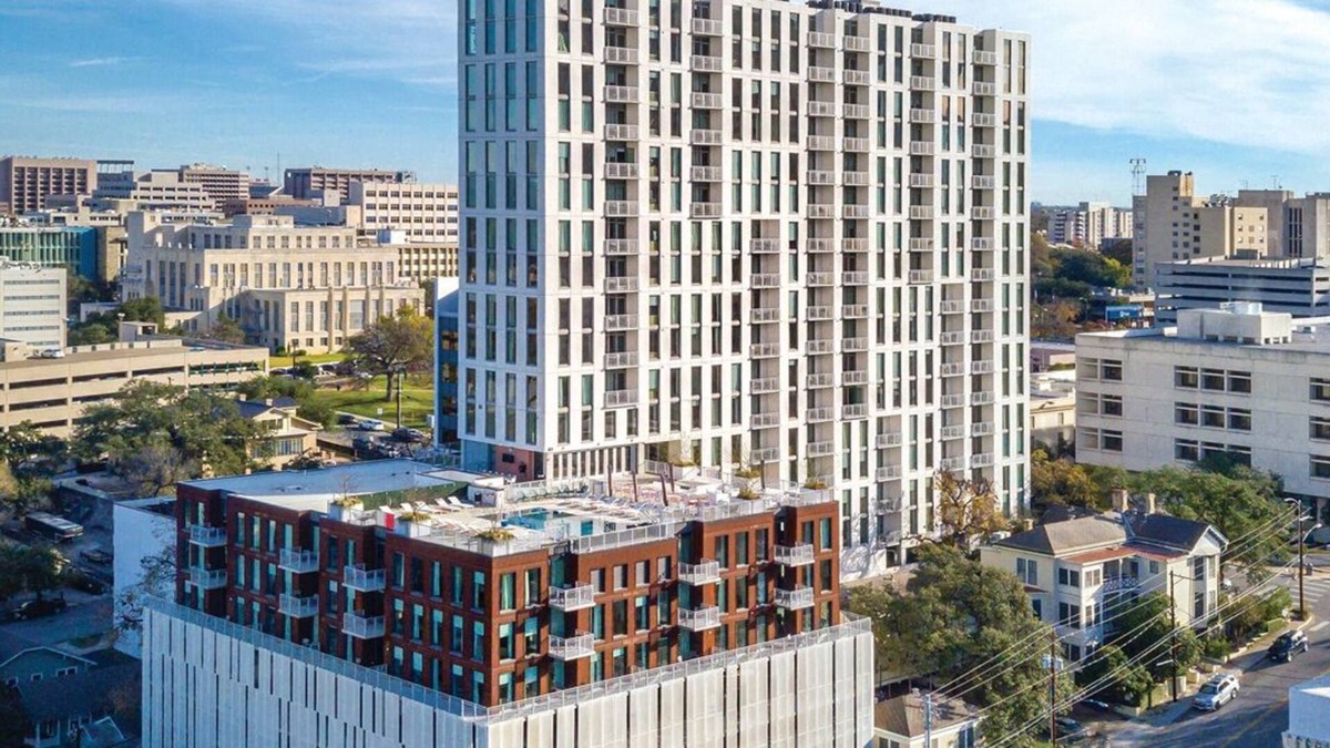 Civic District Resort | Downtown Austin Resort Studio Presidential