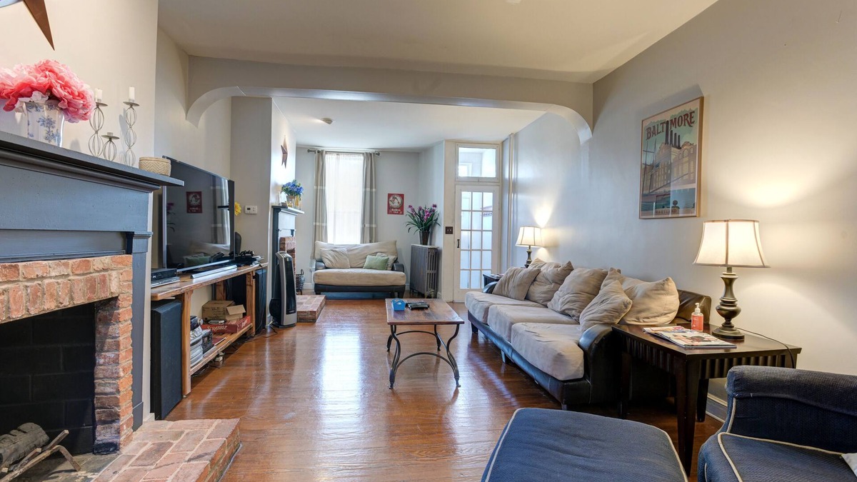 Downtown Baltimore House | Downtown/Camden Yards- 600 feet from homeplate