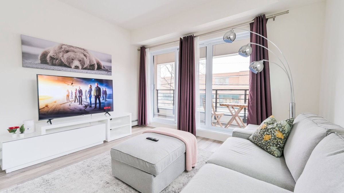 Mission District Condo | Downtown Corner Unit | Underground Parking | Mins to 17th Ave
