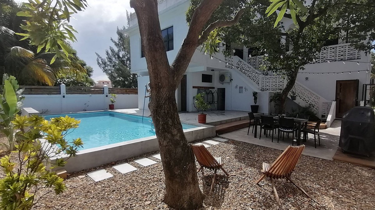 Dangriga Apartment | Downtown Dangriga! North American style and comfort with pool. Everything nearby