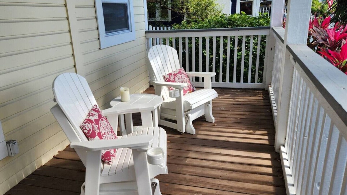 Downtown Dunedin Apartment | Downtown Dunedin! 2 bedroom 2 bath
