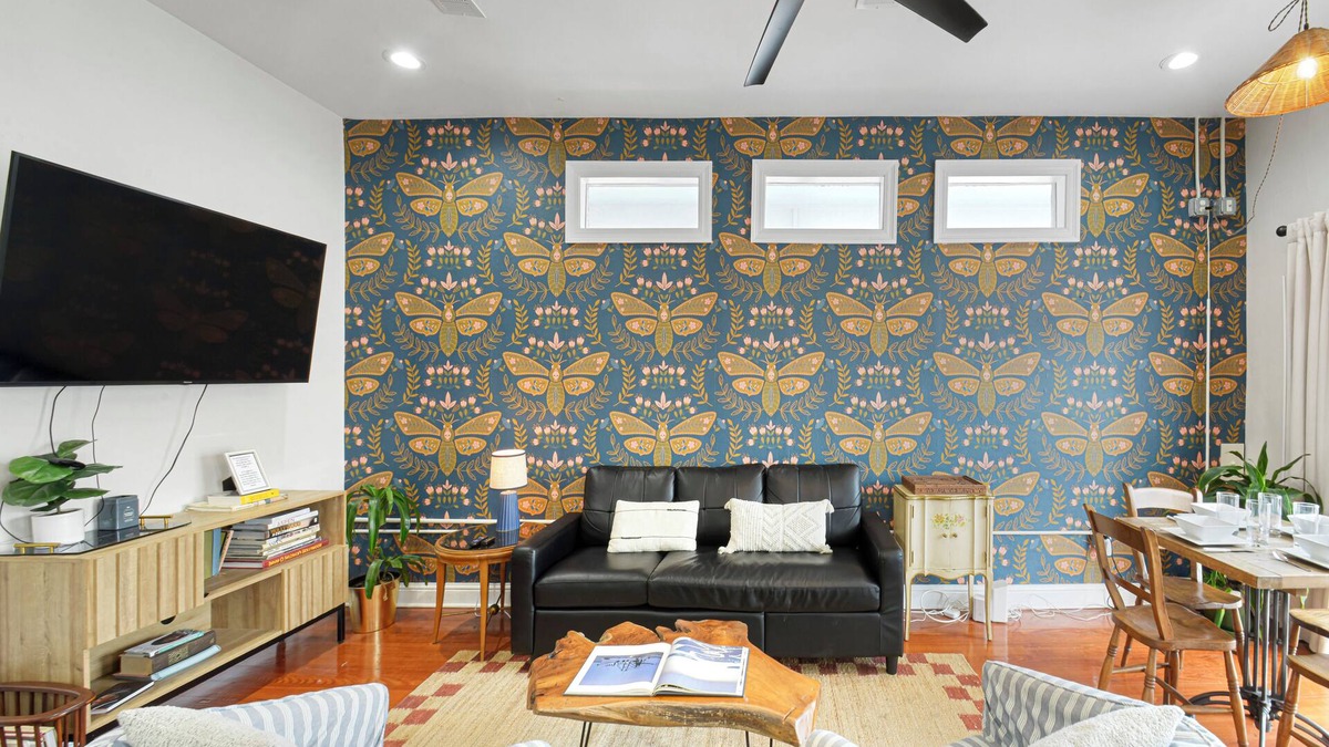 Seventh Ward House | Downtown Gem Blocks to the Quarter, 9 Beds, 3.5 baths and TVs in 2 bedrooms