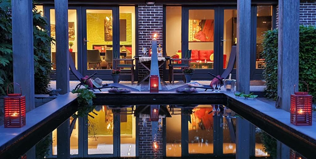 Eindhoven Bed & Breakfast | Downtown Hideaway, B&B Grand Deluxe