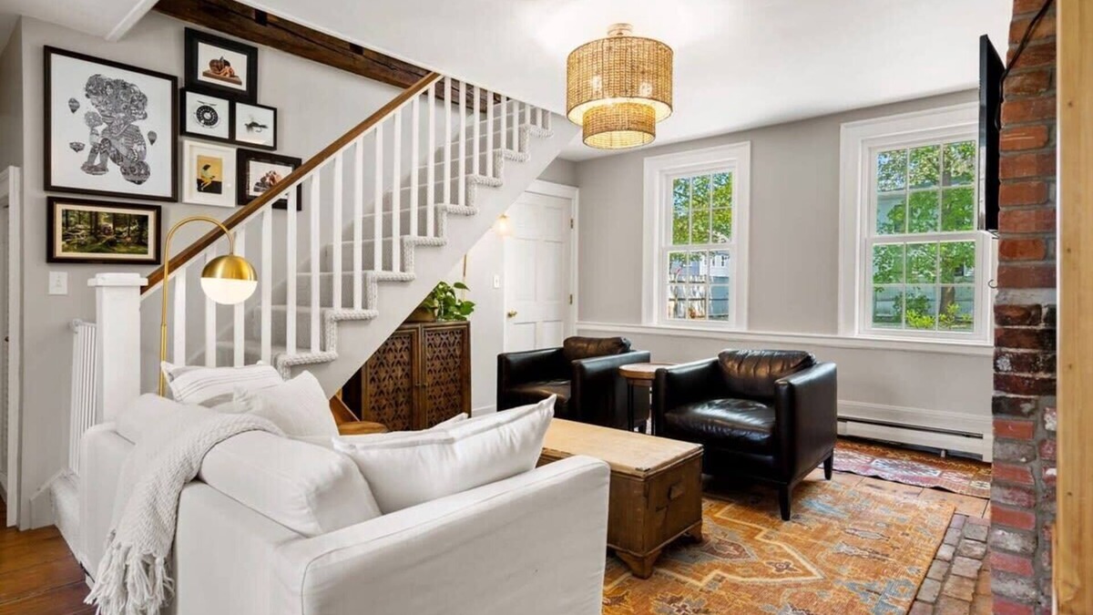 Newburyport Condo | Downtown Historic and Elegant Condo Parking
