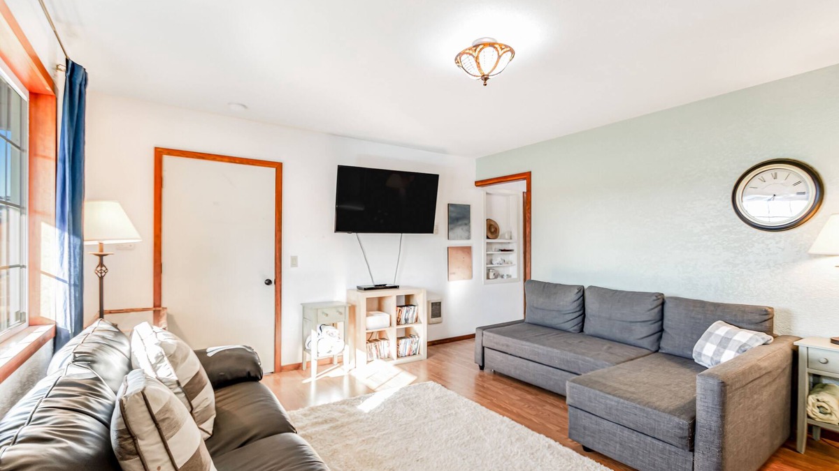 Ocean Park House | Downtown home with private hot tub & WiFi - walk to beach - dog-friendly yard