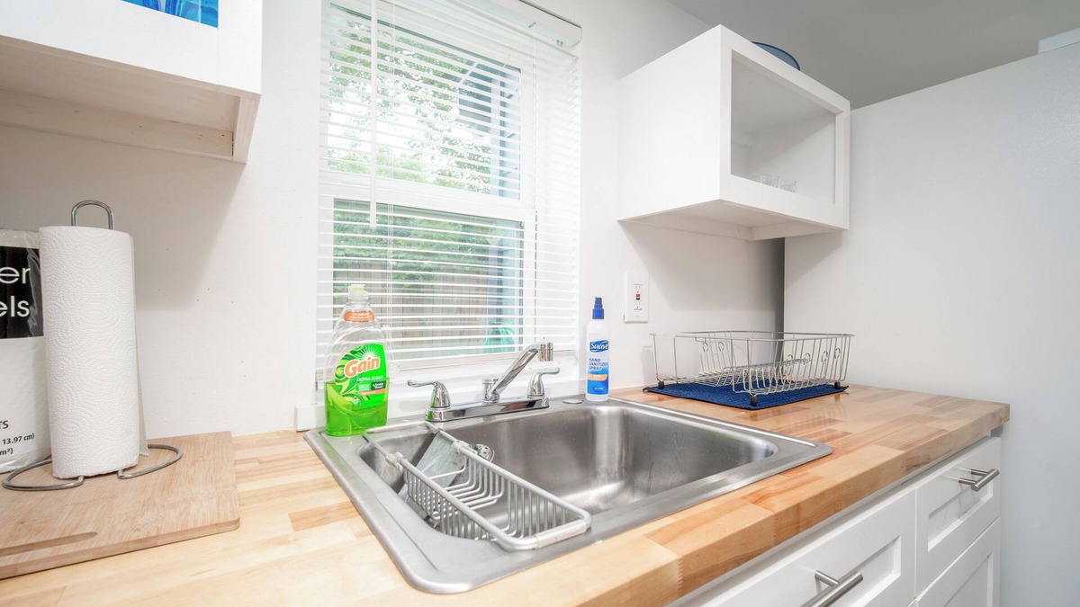 South Central Houston Apartment | Downtown Houston Oasis