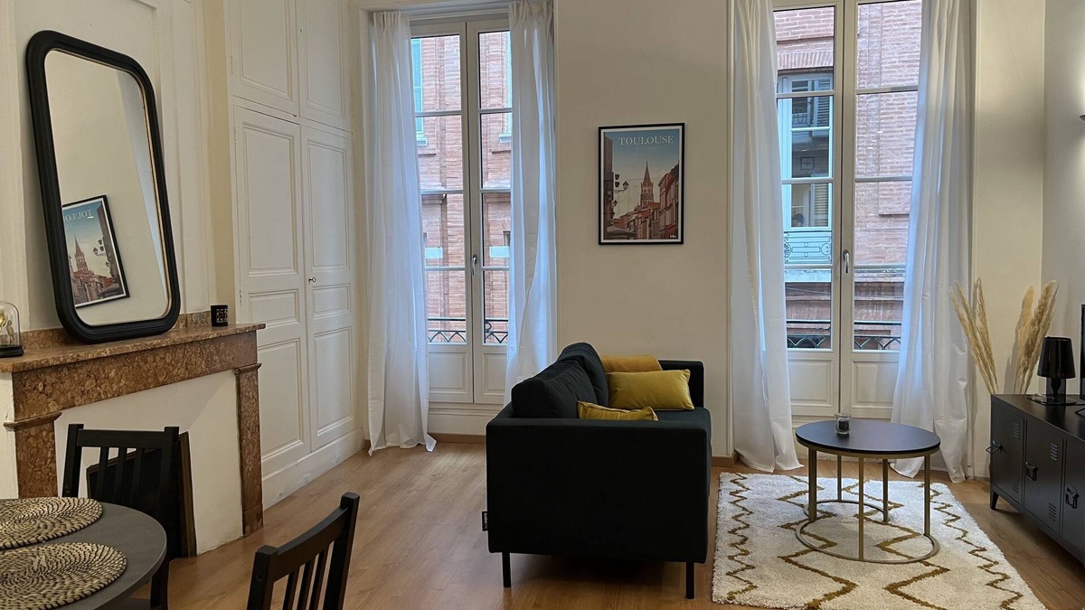 Saint-Etienne Apartment | Downtown - Les Carmes